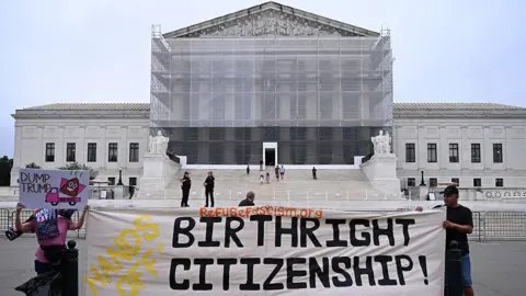 Supreme Court to Decide on Birthright Citizenship Challenge