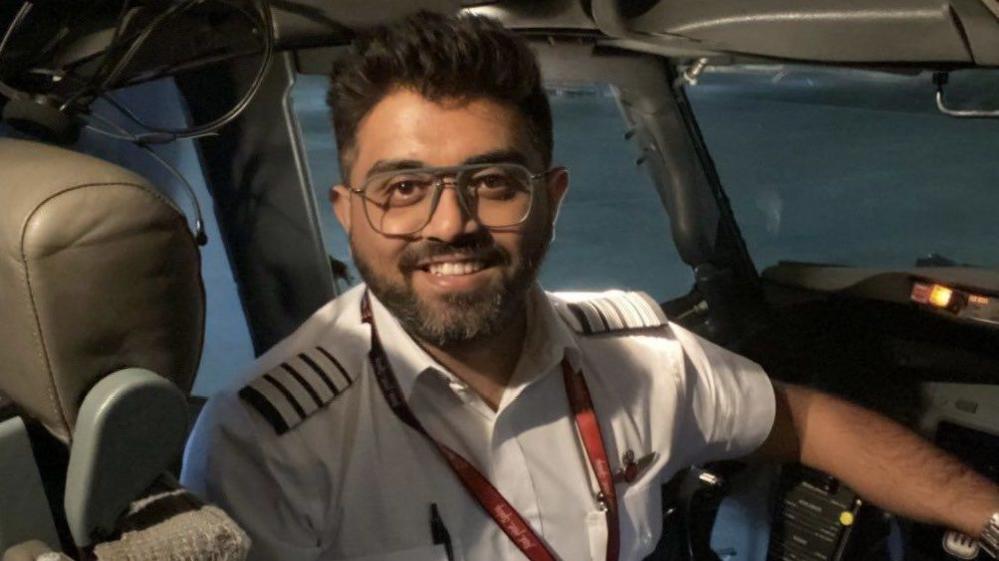 Co‑pilot Attacks Captain on Flydubai Flight to Israel, Officials Investigate
