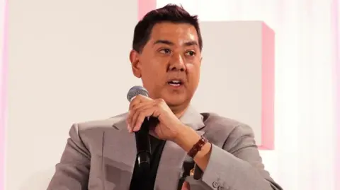 US Judge Temporarily Blocks Detention of Imran Ahmed, British Social Media Campaigner