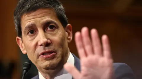 Democratic Senators Challenge Kevin Warsh During Fed Confirmation Hearing