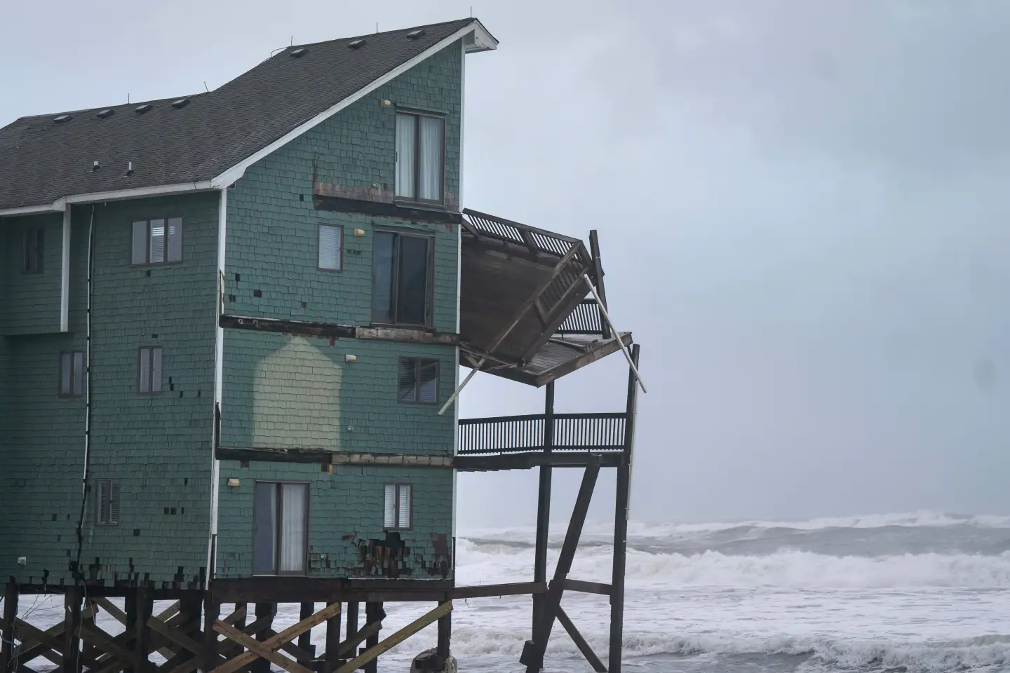 Severe Weather Strikes Alaska: Rescue Operations Underway