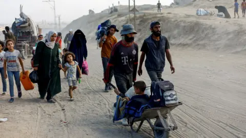 Mass Exodus from Gaza City as Israeli Military Offensive Escalates