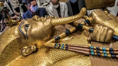 Unveiling Egypt's Heritage: Grand Museum Opens with Tutankhamun Exhibit