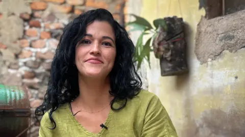 Cuban Mothers Face Challenges Amid Nationwide Blackouts