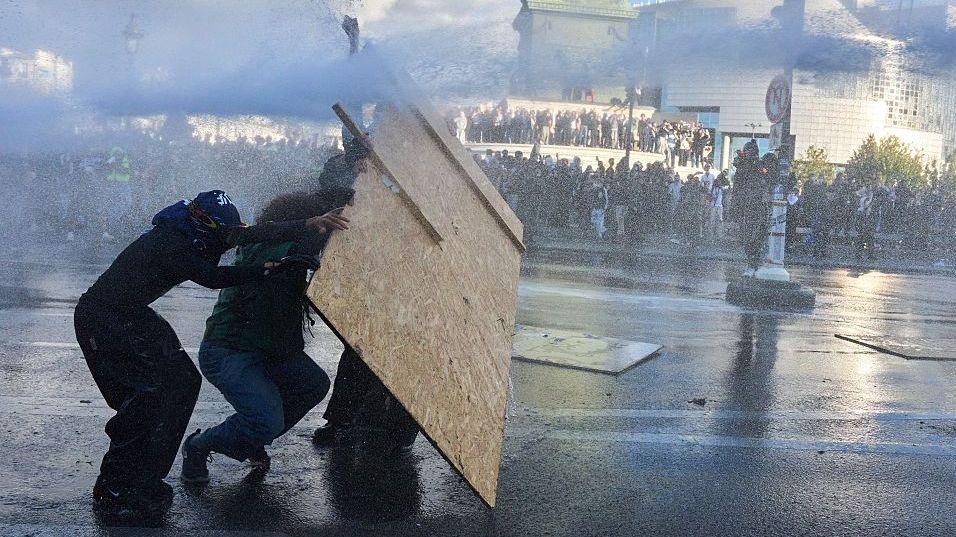 France Promises 3,000 Substitute Teachers to Ease Student Protests
