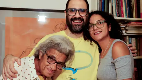 Alaa Abdel Fattah: Family Denied His Departure to the UK After Prison Release