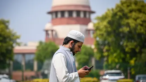 India's Supreme Court Halts Controversial Changes to Muslim Property Law