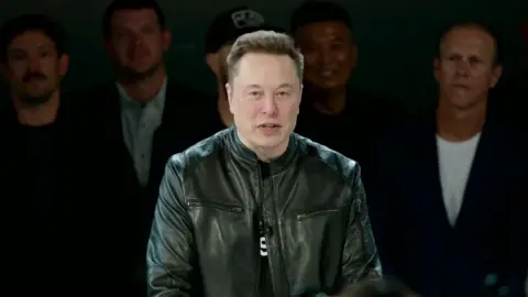 Elon Musk Climbs to $1 trillion After SpaceX IPO