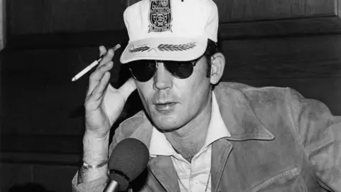 Review of Hunter S. Thompson's Death Sparks Debate