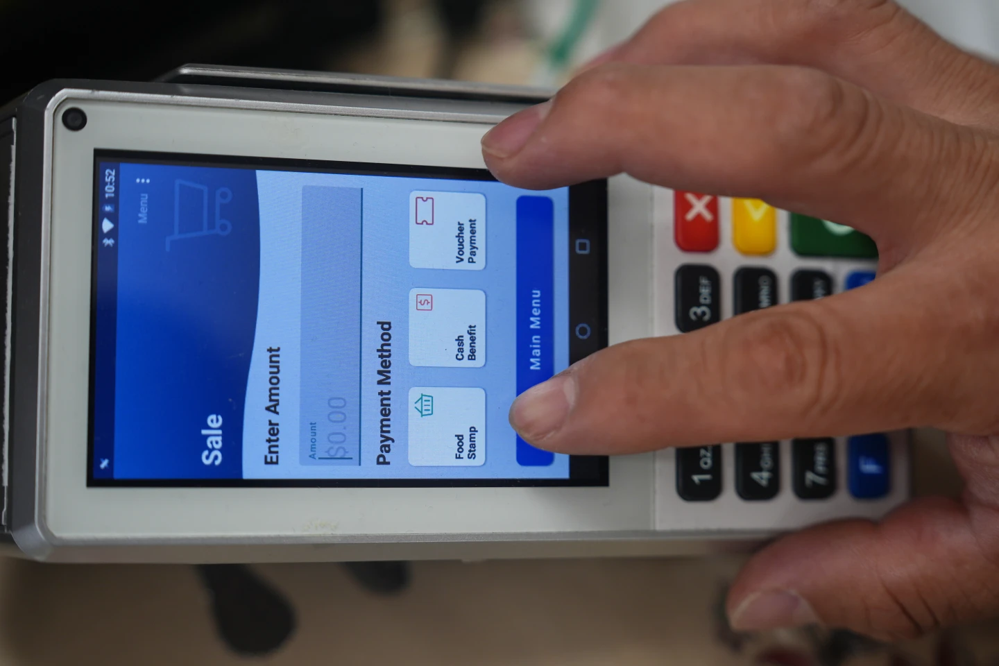 Federal Shutdown Exacerbates Hunger Crisis Amid Cuts to Food Aid