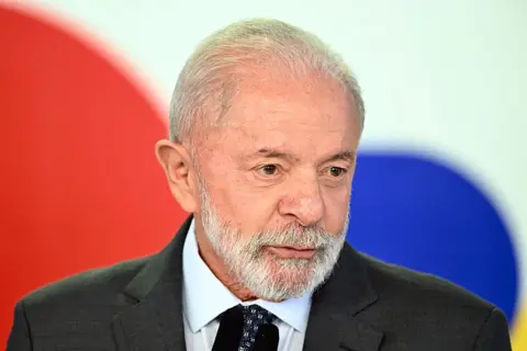Trump and Lula Forge Positive Dialogue Amidst Trade Tensions
