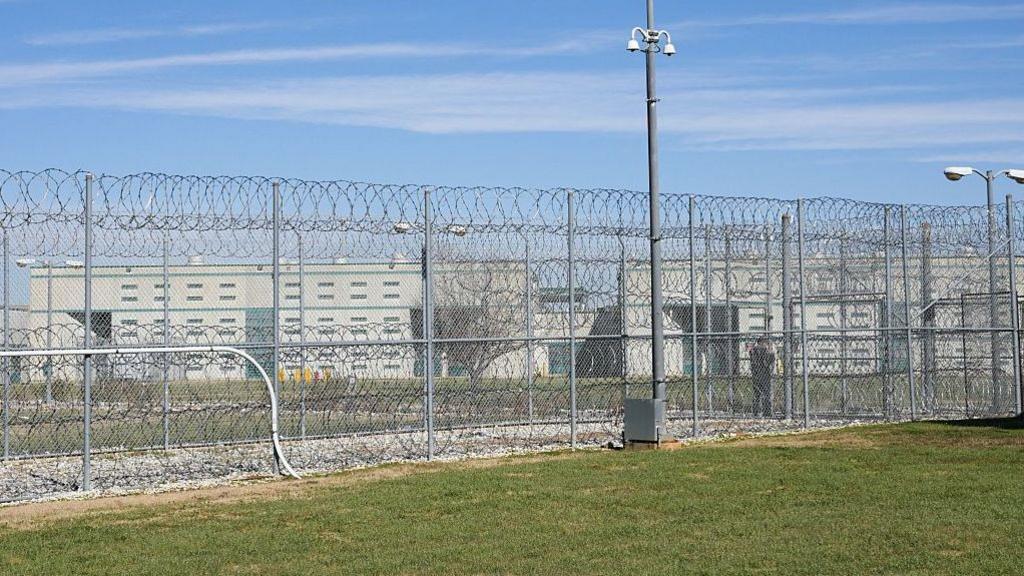 Texas Executes Inmate Amid Stalemate Over Lethal Injection Method